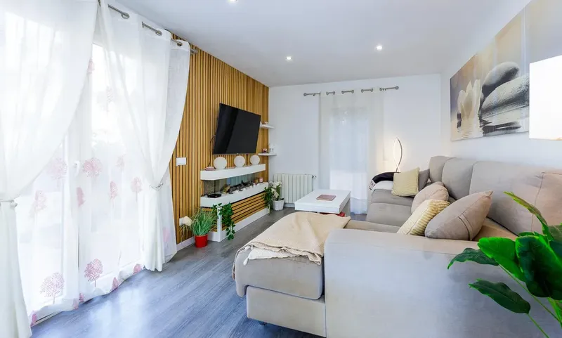 Modern renovated townhouse with large terrace and... — photo 5
