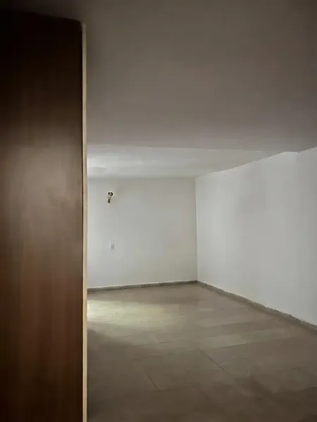 Looking for a home with character, space and many possibilities in the center of Inca? — photo 11
