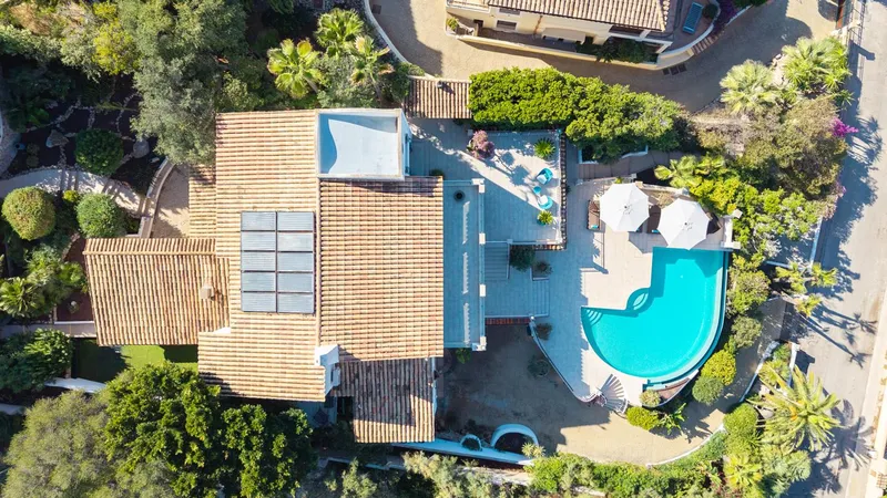 Mediterranean villa with breathtaking sea views on La Mola — photo 2