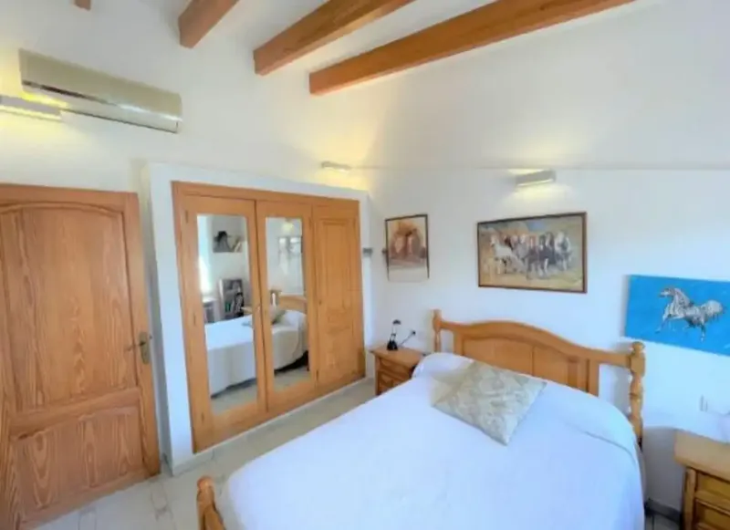 Nestled in the charming surroundings of Campanet, this magnificent detached house offers the perfect balance between tranquility, space — photo 7