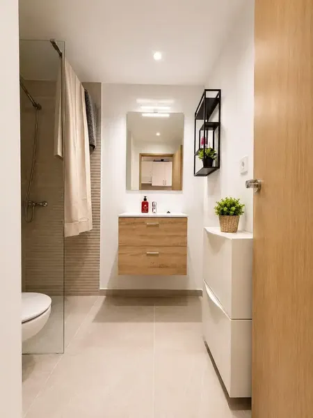 INMOPROPIEDAD presenta este atractivo apartamento en Calas de Mallorca, completamente reformado y listo para entrar a vivir, situado en un e — photo 6