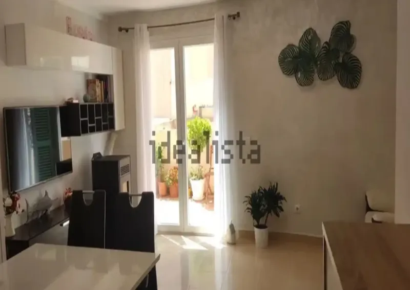 Terraced house in a beautiful and quiet area with all kinds of services, very close to the promenade and Bellver Castle. The house — photo 10