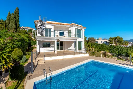 Santa Ponsa, stunning sea view villa with dreamlike sun terraces — photo 3