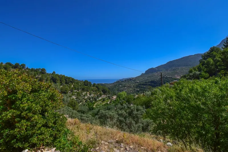 Finca in idyllic location, with stunning mountain views in Deià — photo 5