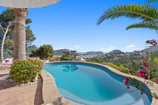 Spectacular harbour view villa for sale in Puerto Andratx, Southwest Mallorca — photo 2