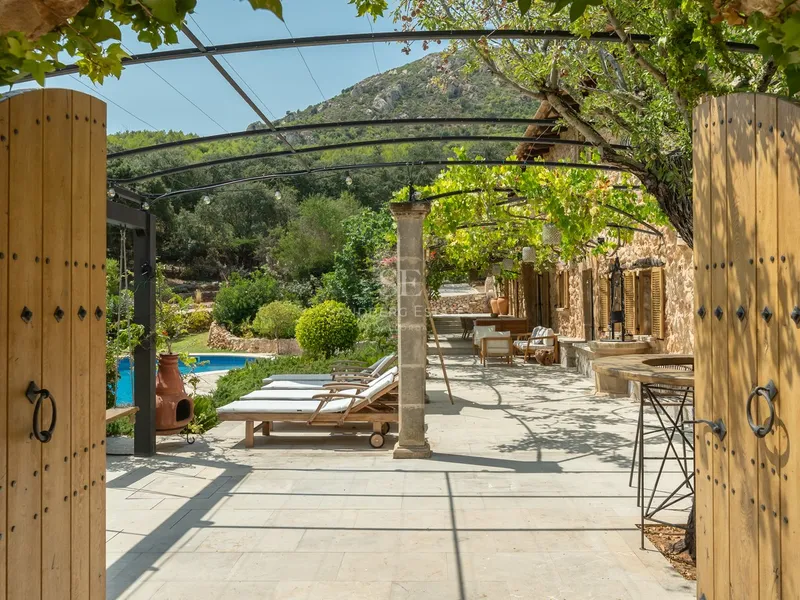 Charming Finca with Pool for Sale in Andratx — photo 3