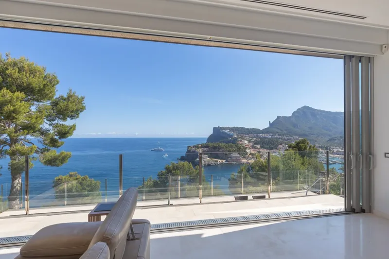 Stunning modern villa in best location in Port de Sóller — photo 10