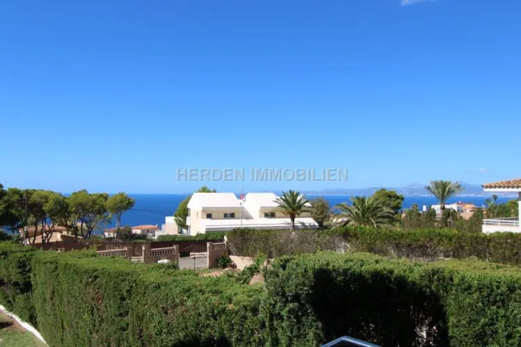 Fantastic villa on the south coast in Bahia Azul, Mallorca, available to rent — photo 11