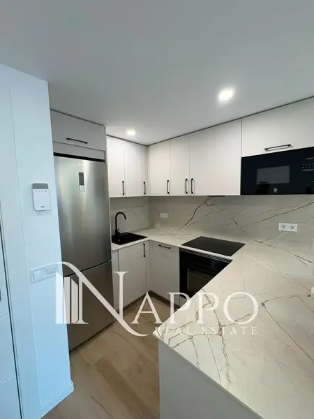 Nappo Real Estate is pleased to present this elegant recently renovated penthouse, located on the second floor of a well-maintained complex — photo 5