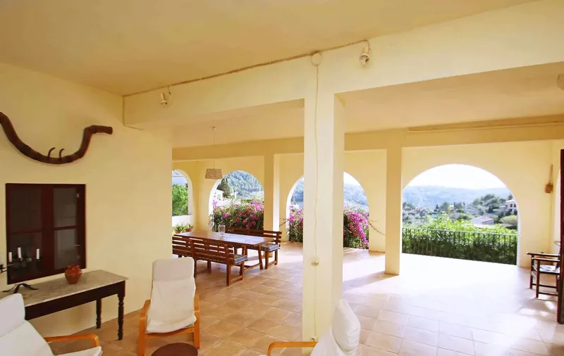 Villa with Holiday Rental License for Sale in Galilea — photo 12