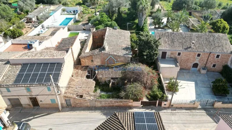 Village House — photo 1