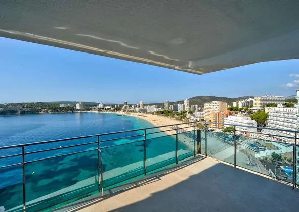 Flat / apartment in Magaluf, Calvià — photo 2