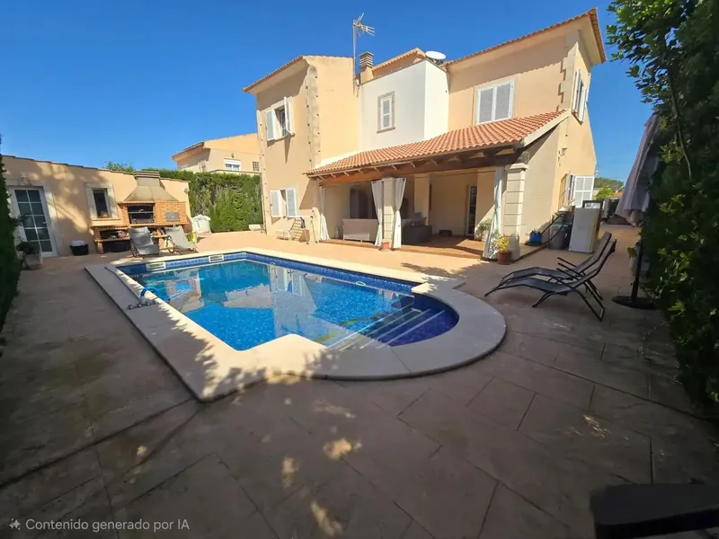 Discover this magnificent detached house located in the exclusive area of Bahía Grande, a privileged location near the coast. — photo 4