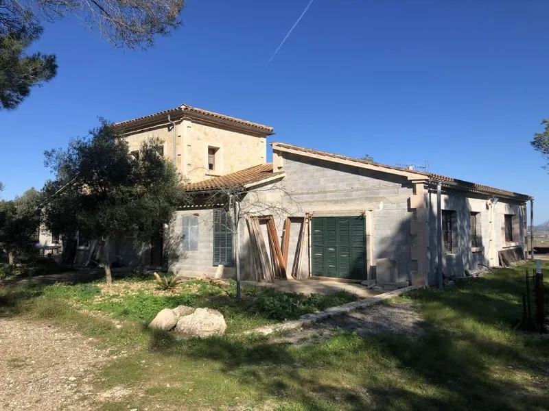 Country house in advanced stages of construction located on a hilltop on the outskirts of [...] — photo 3