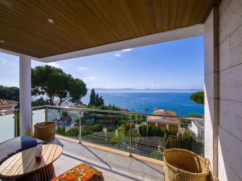 Chalet in Alcanada with impressive sea views and holiday rental license — photo 2