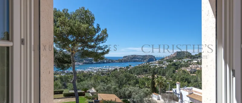 Mediterranean natural stone villa in Puerto de Andratx with panoramic views of the harbor and sea — photo 10