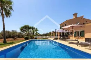 Ref. PRO239 – Well-maintained finca with a new, high-quality kitchen, spacious pool, garage and holiday rental license near Cala d’Or — photo 7