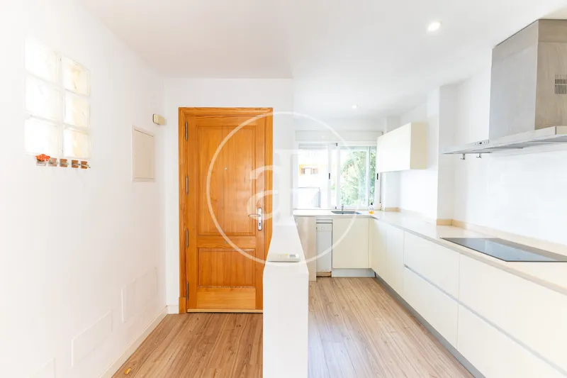 Semi-detached house for long-term rental in La Vileta — photo 6