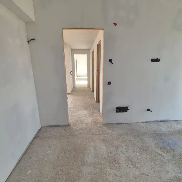 This rustic finca still pending completion, located on the outskirts of Llucmajor, has unobstructed views of the countryside, the land is — photo 9