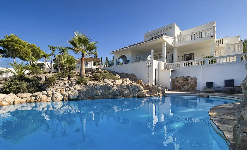 5 bedroom villa with sea views in Santa Ponsa More — photo 1