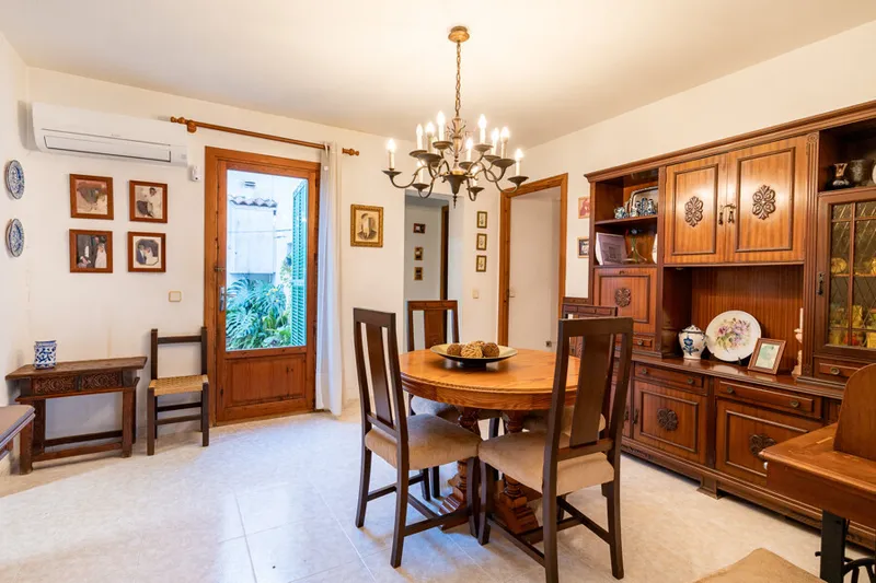Charming Semi-Detached Home on Corner Plot in Son Espanyolet — photo 6