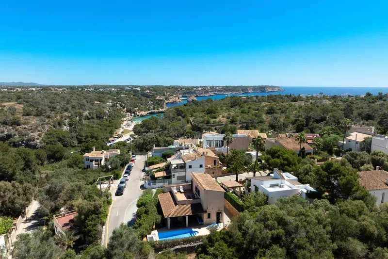 Chalet with pool and ETV in Cala Llombards - short walk to the sea — photo 4