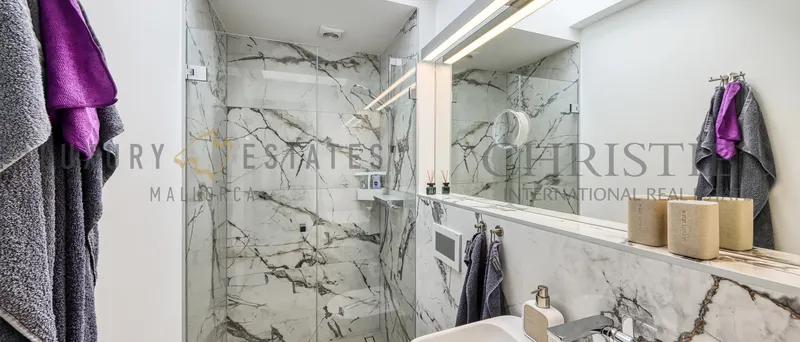 Renovated bungalow in Santa Ponsa with a private garden in southwestern Mallorca — photo 10