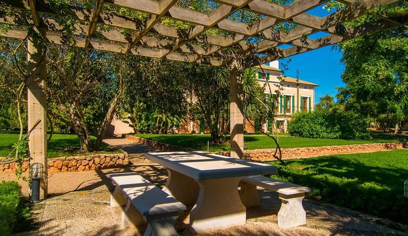 Stately manor house in Llucmajor on a huge plot with magnificent views — photo 9