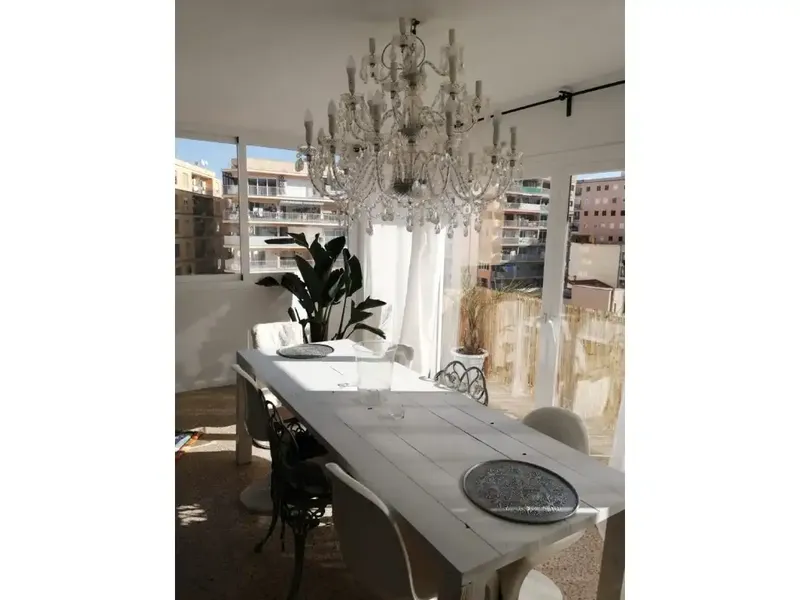 This spacious and bright apartment is located in a very popular area in the south of Mallorca, just steps from Playa de Palma, in s'Ar — photo 4
