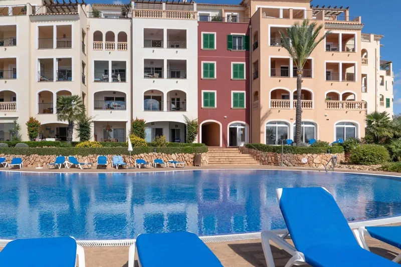 Flat for sale in Llucmajor — photo 1