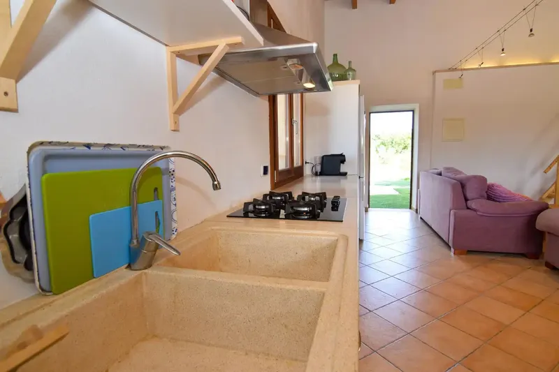 Available from October 2026 to May 2027 (both months included), this charming country house is located just 10 minutes from the center — photo 8