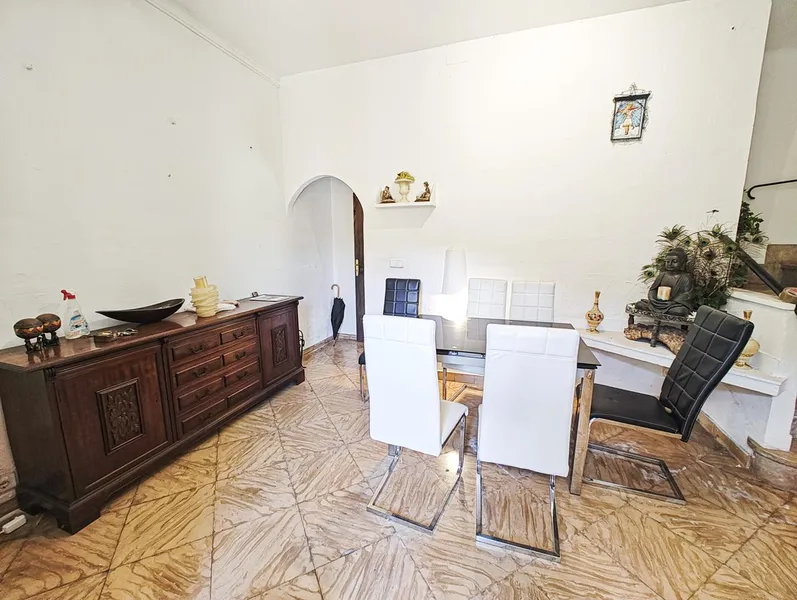 House for sale in Sóller with large 1,000 m² garden and mountain views — photo 7