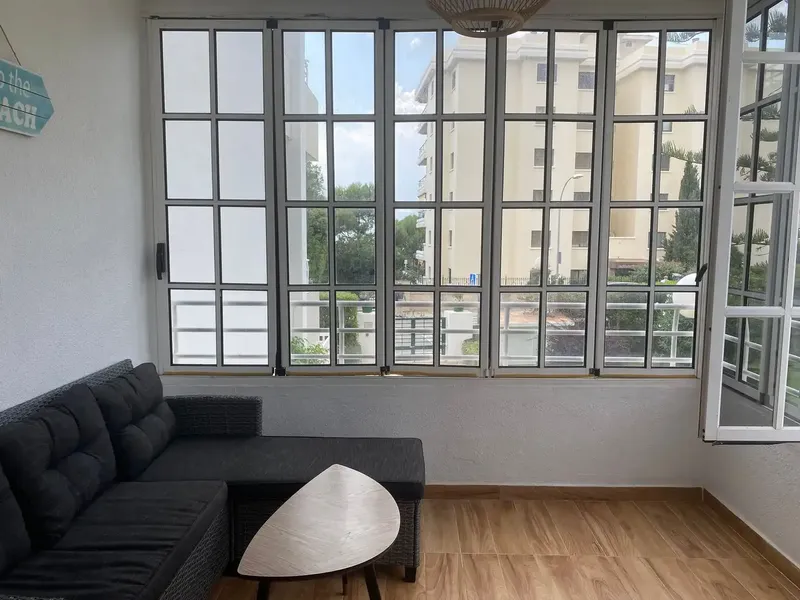 Just a few meters from Puerto Portals and 20 minutes from Palma, this elegant modern-style apartment is designed to offer comfort — photo 9