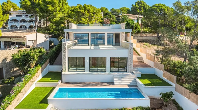 Exquisite contemporary villa with sweeping sea views and private pool in Portals Nous — photo 1