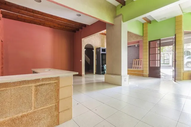 Building to renovate for sale in Puerto Pollensa, Mallorca — photo 2