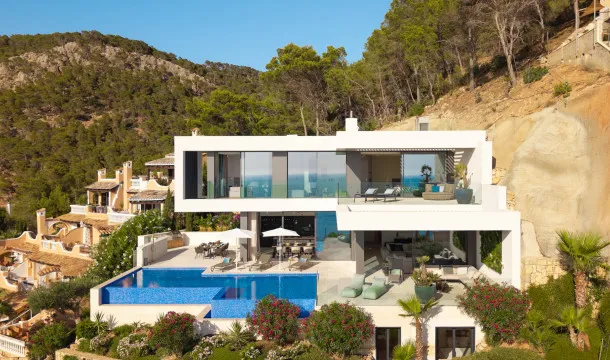 Spectacular modern design villa ready to move in in Cala Llamp, Puerto Andratx — photo 7