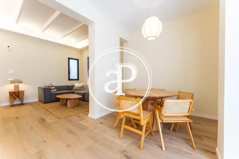 Piso en alquiler en Carrer d'Andrea Doria — photo 2