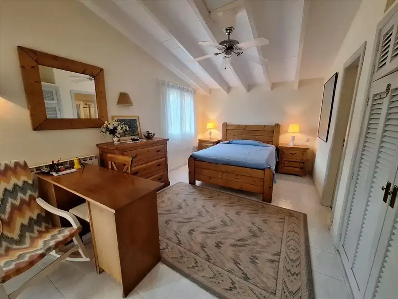 Fabulosa villa en segunda línea de mar y con vistas desde la segunda planta. — photo 12