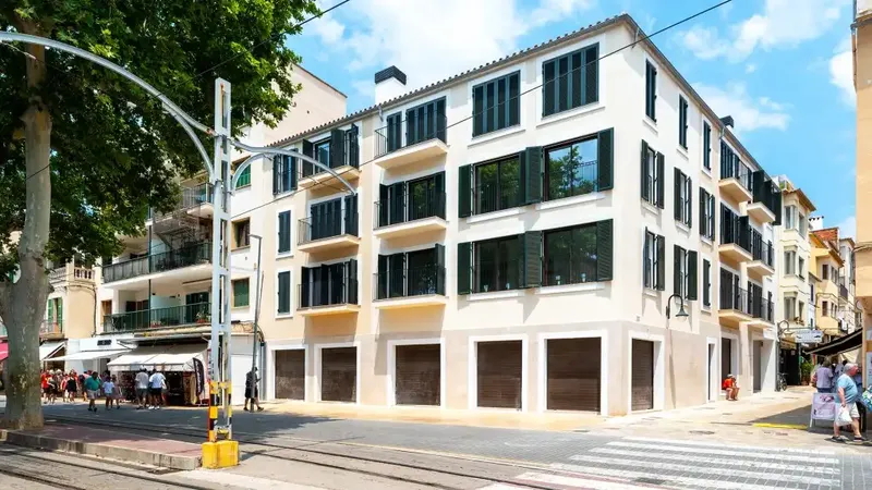 This apartment is part of a newly built residential complex spread over four floors on the seafront of Port de Sóller — photo 11