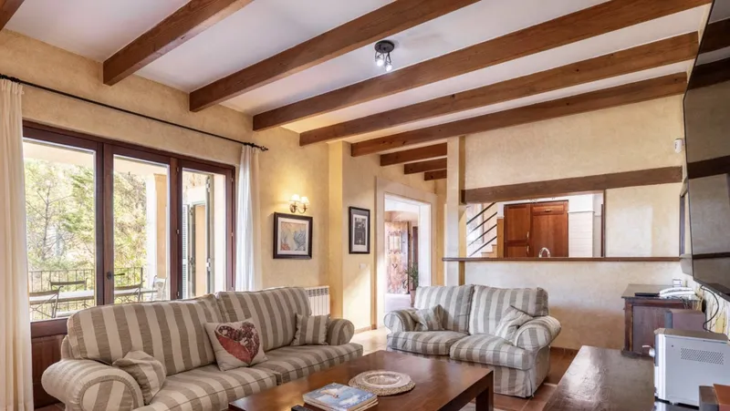 Villa in Deia with stunning views of the bay and direct access to the sea — photo 7