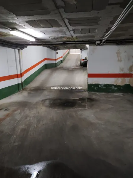 Garage / Parking in Colònia... — photo 6
