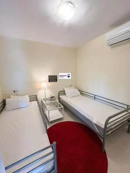 Discover this exceptional two-bedroom apartment, with parking and storage room, 200 m from the sea with communal pool. Located in the tr — photo 7