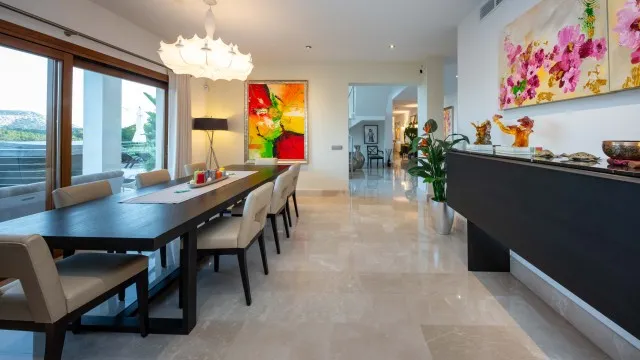 Exclusive luxury villa with sea views for sale in Pollensa, North Mallorca — photo 9