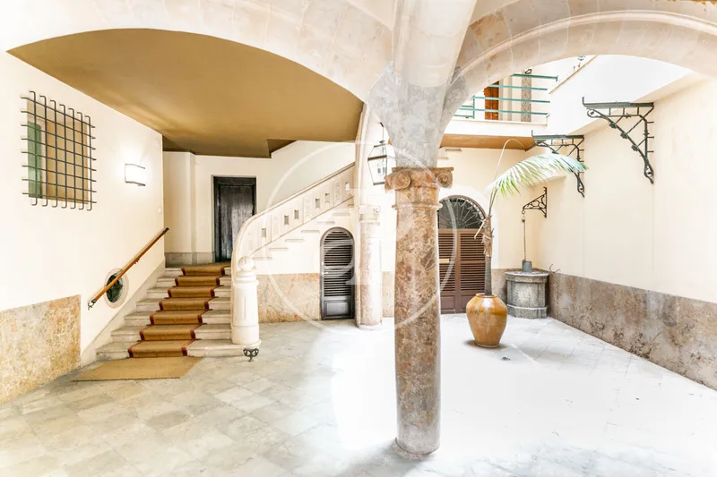 Penthouse for Temporary Rental in Sa Calatrava — photo 1