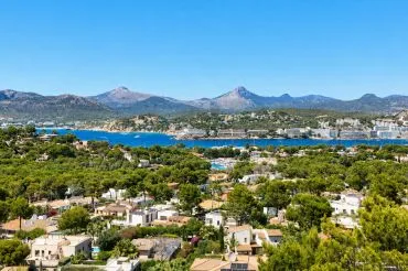 Building Plot in Nova Santa Ponsa with Open Sea Views — photo 1
