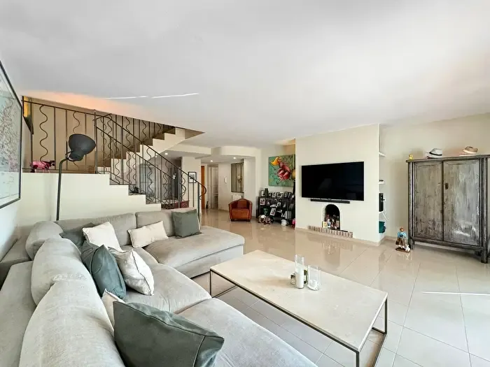 Piso en venta de 3 habitaciones en Cas Català Illetes, Calvià — photo 2