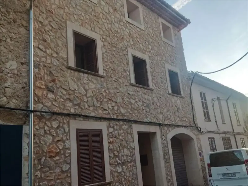 Detached house from 1900 fully renovated in 2006, located in the center of Villafranca de Bonany — photo 1