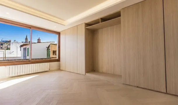 Elegant renovated apartment with generous spaces in Palma’s historic centre — photo 6