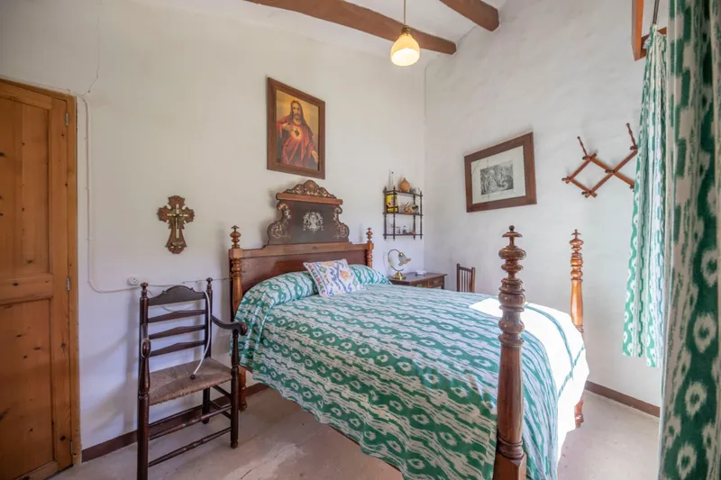 Country house with garage and large plot near the beach in Port de Sóller — photo 10