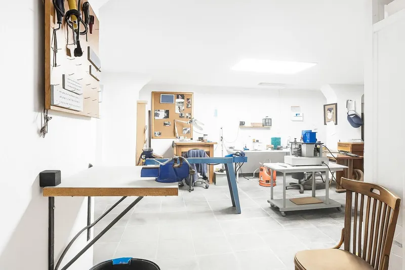 Commercial premises in the center of Inca — photo 11